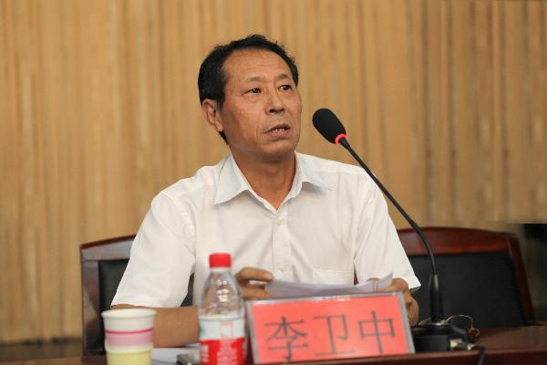 qmh官网召开2013—2014学年度第一学期全体干部会议
