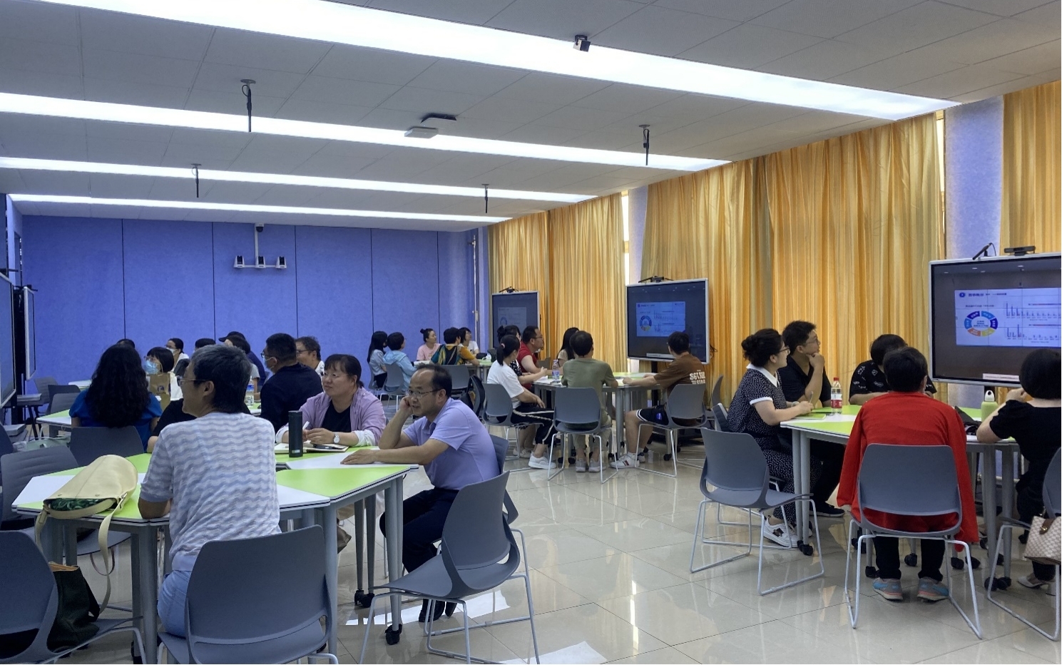 qmh官网教师参加沈阳师范大学组织的教师教学创新大赛培训