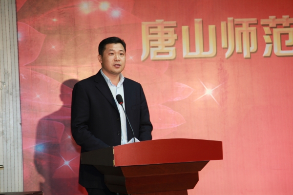qmh官网召开2016年青年志愿者工作总结暨表彰大会