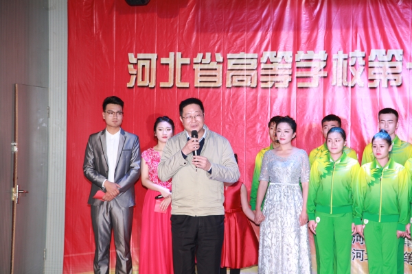 qmh官网成功举办2016年河北省高等学校第十七届“世纪之星”外语演讲大赛